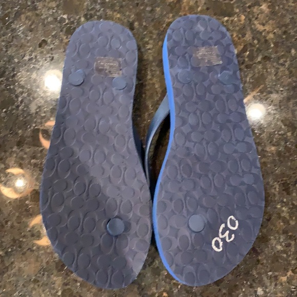 Coach flip flops - Picture 2 of 2